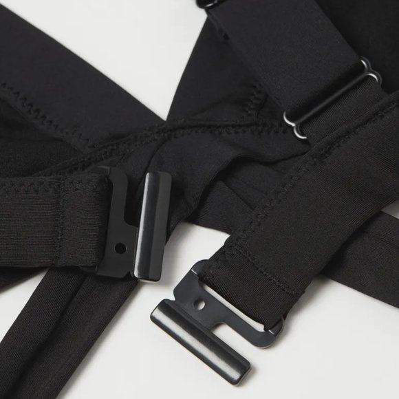 H&M Maillots De Bain Triangle Bikini Top - Women's US 6 - Picture 2 of 6